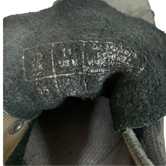 Vintage Dr. Martens Shoes Size 11 - Picture 12 of 12